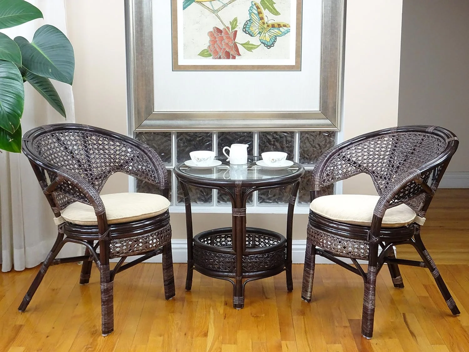 TJUNBOLIFE Pelangi Round Coffee Table Natural Rattan Wicker with Glass Top Handmade  Dark Brown