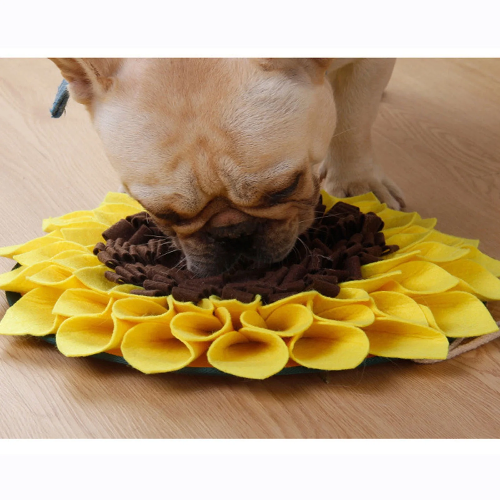 Dog Foraging Feeding Pad Sunflower Shape Treat Training Mat Boring Breakers for Rabbits Guinea-Pigs