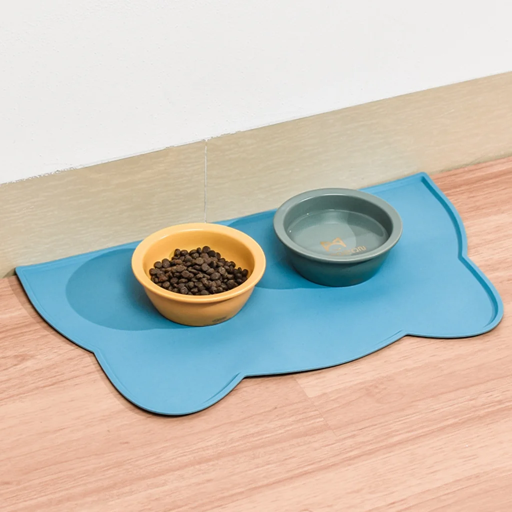 Silicone Pet Feeding Mat Waterproof and NonSlip Waterproof Silicone Mat for Cats and Small Dogs Feeding