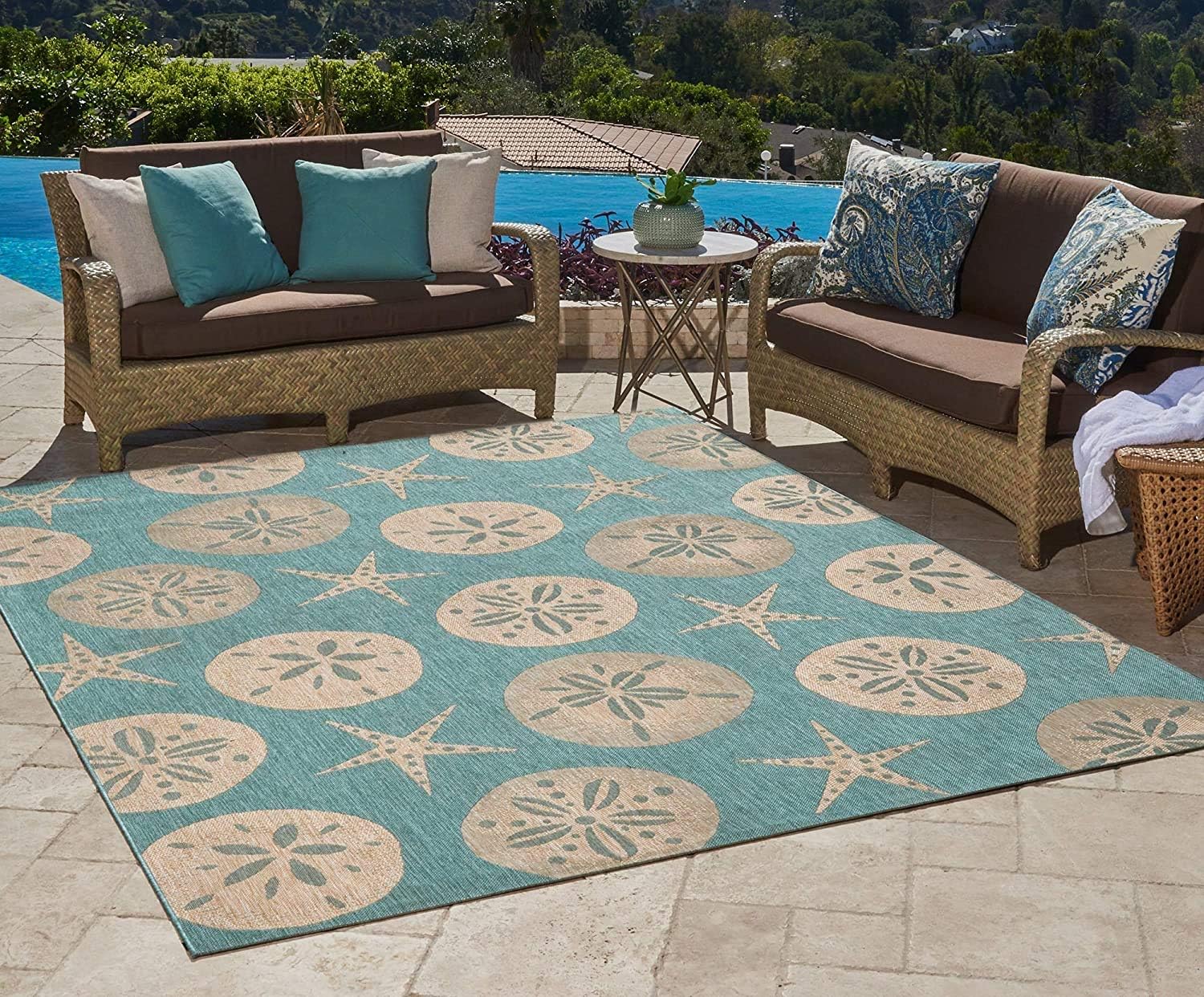 Gertmenian Indoor Outdoor Classic Flatweave Area Rug, Stain & UV Resistant Carpet, Deck, Patio, Poolside & Mudroom, 5x7 Ft Standard, Sand Dollar Starfish, Oasis Green, 21268