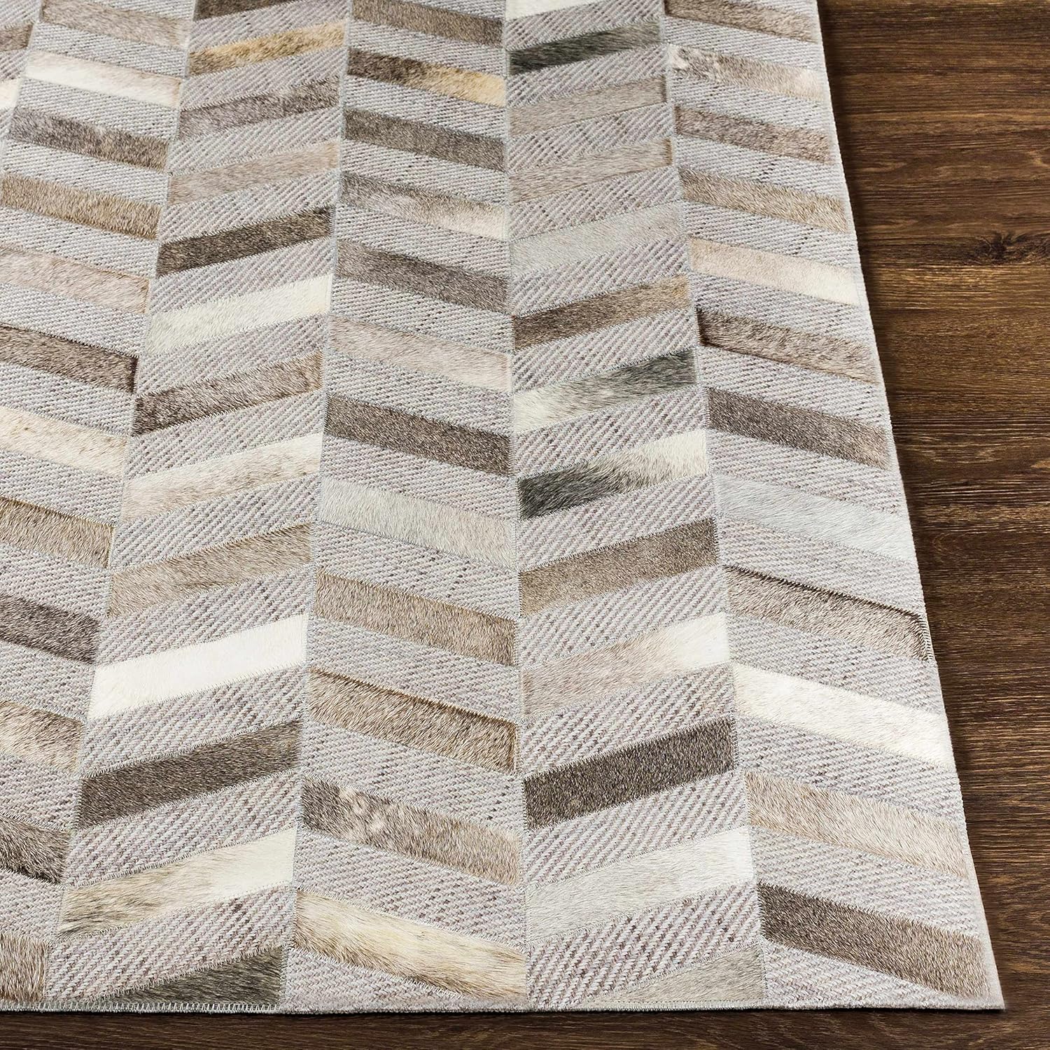 Hauteloom Anibongan Wool Living Room, Bedroom Area Rug - Modern - Gray - 5' x 7'6