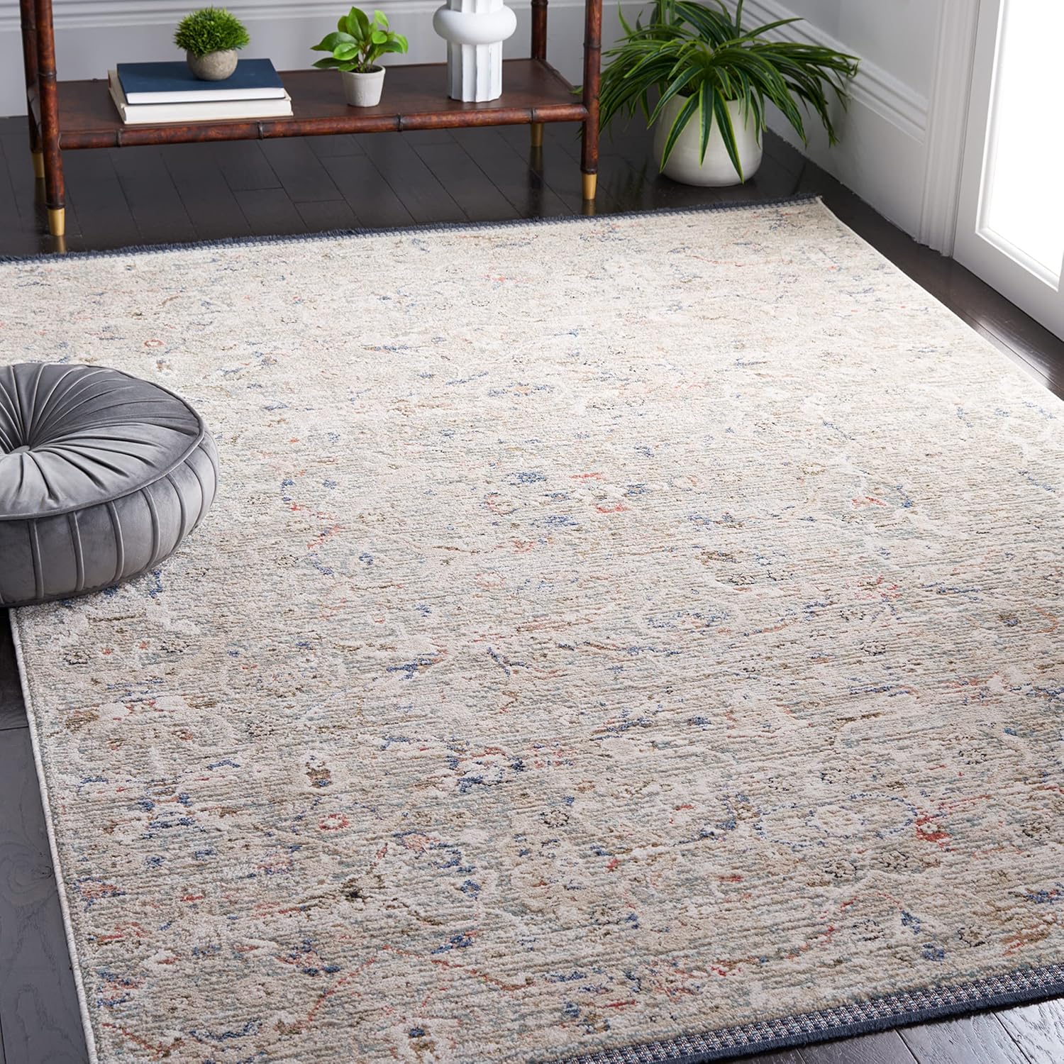 SAFAVIEH Vivaldi Collection Area Rug - 5'3