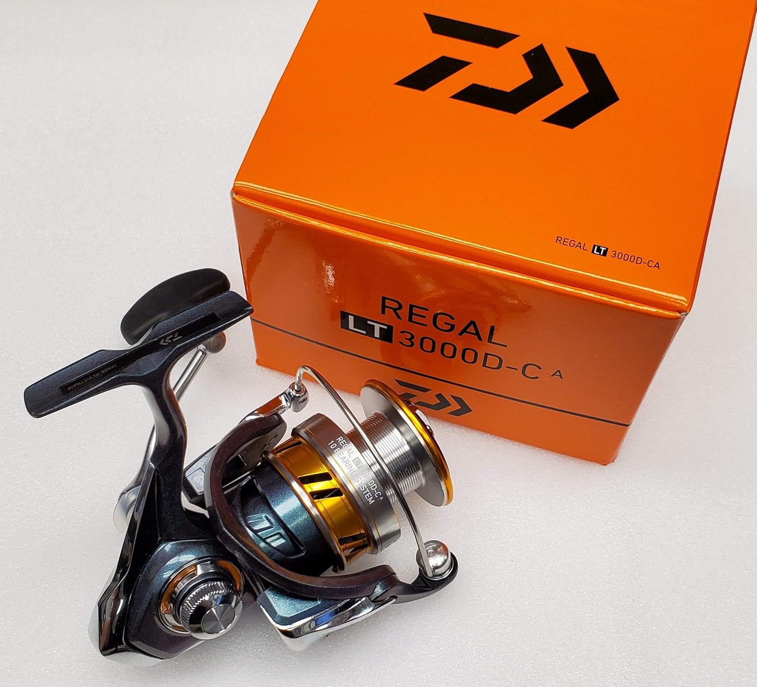 Daiwa Regal LT Spin Reel-RGLT3000D-C Blue