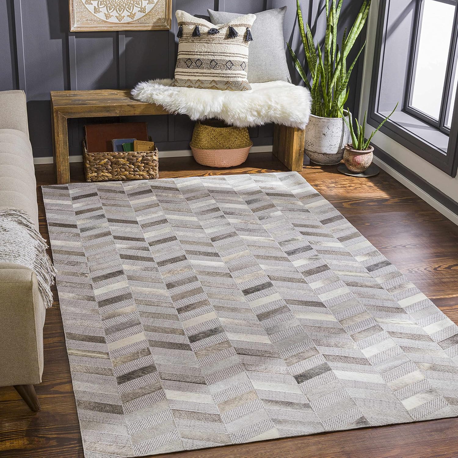 Hauteloom Anibongan Wool Living Room, Bedroom Area Rug - Modern - Gray - 5' x 7'6
