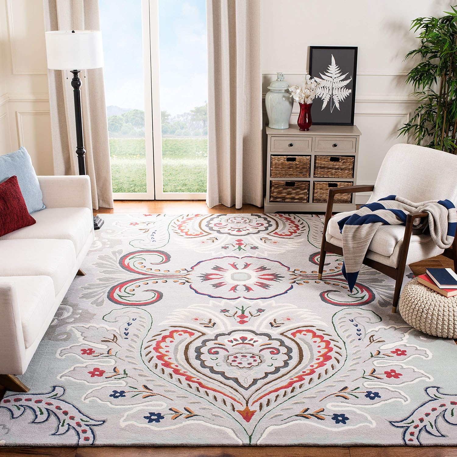 SAFAVIEH Bella Collection Accent Rug - 4' x 6', Grey & Red, Handmade Boho Wool, Ideal for High Traffic Areas in Entryway, Living Room, Bedroom (BEL118F)