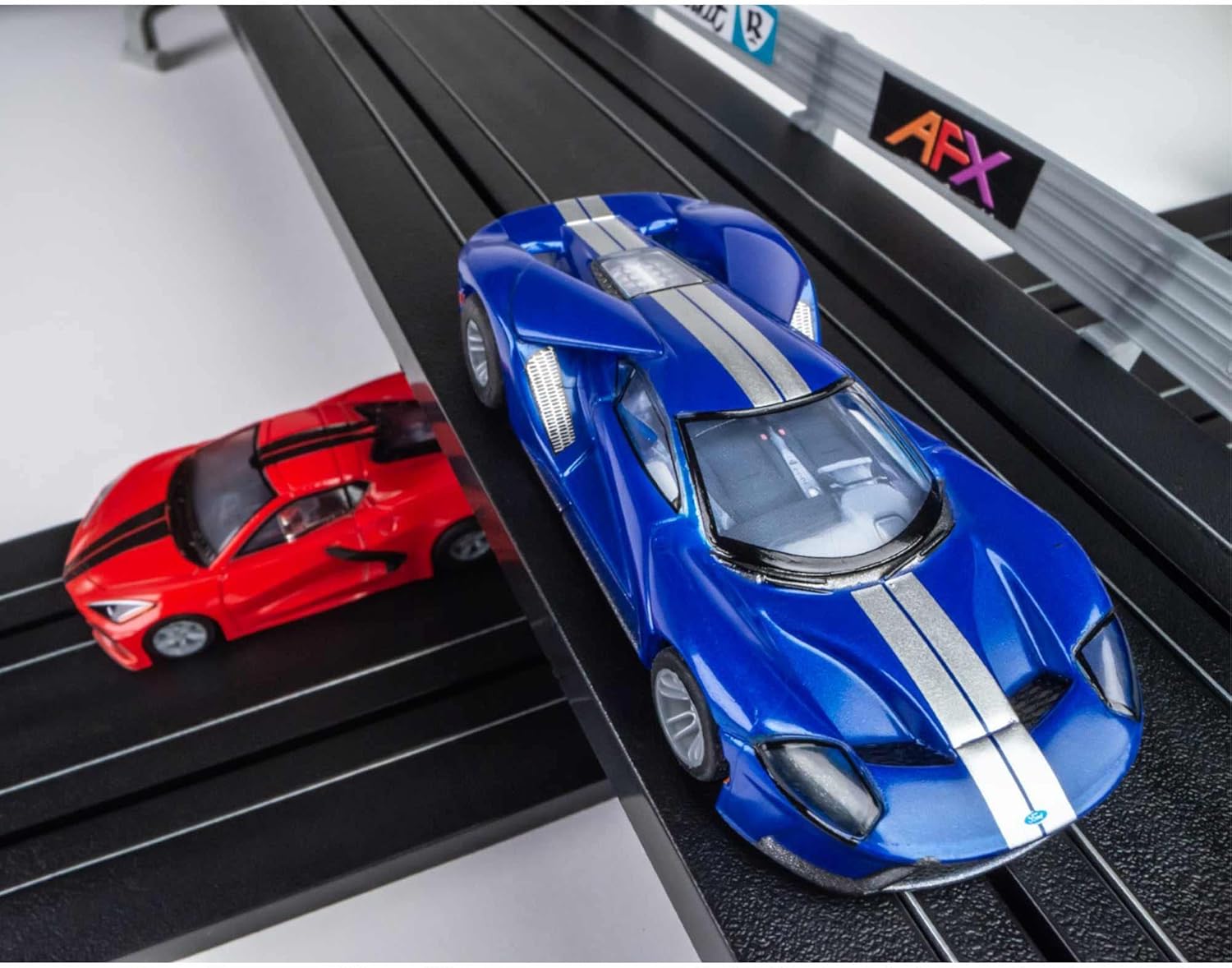 AFX/Racemasters Super Cars Set15ft TrackMega G+ ChassisTri-Pack AFX22032 HO Slot Racing Sets