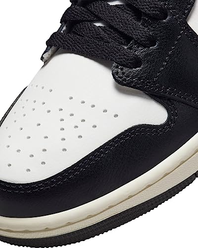 Nike Women's Basketball Shoe