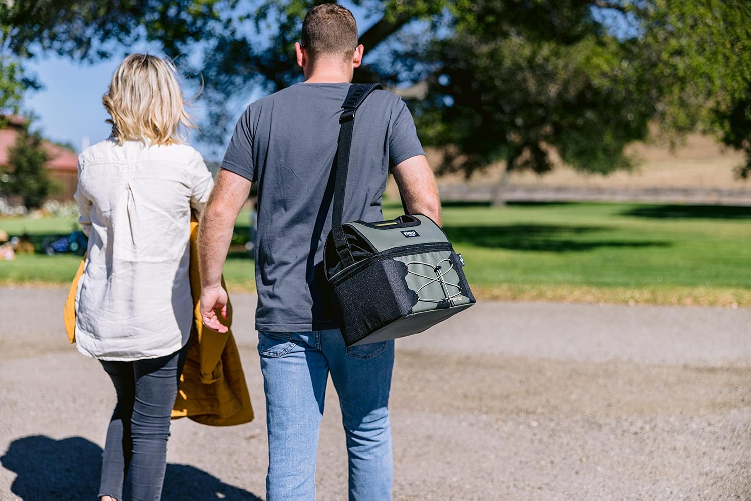 Igloo Gripper Maxcold Insulated 16-can Lunch Bag Cooler-Gray