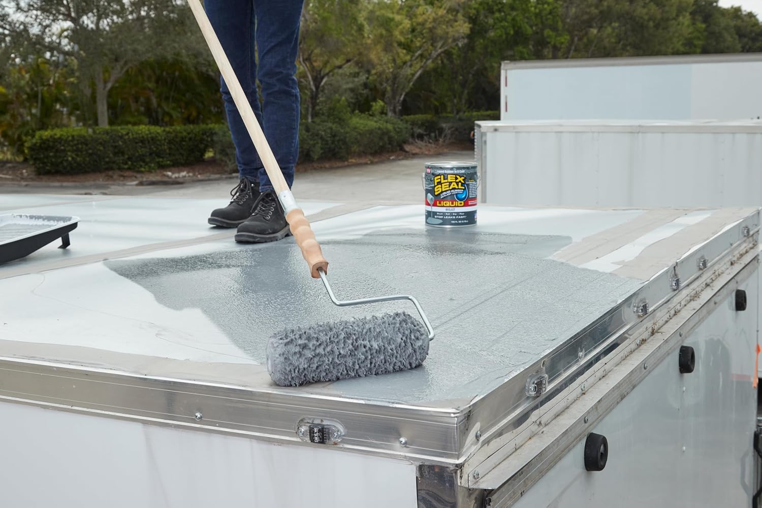 Flex Seal Liquid, Liquid Rubber Coating Sealant, Waterproof, Flexible, Breathable, and UV Resistant, Roof Repair, Basements, RV, Campers, Trailers, Marine, EPDM, Masonry, 1 Gallon, Gray