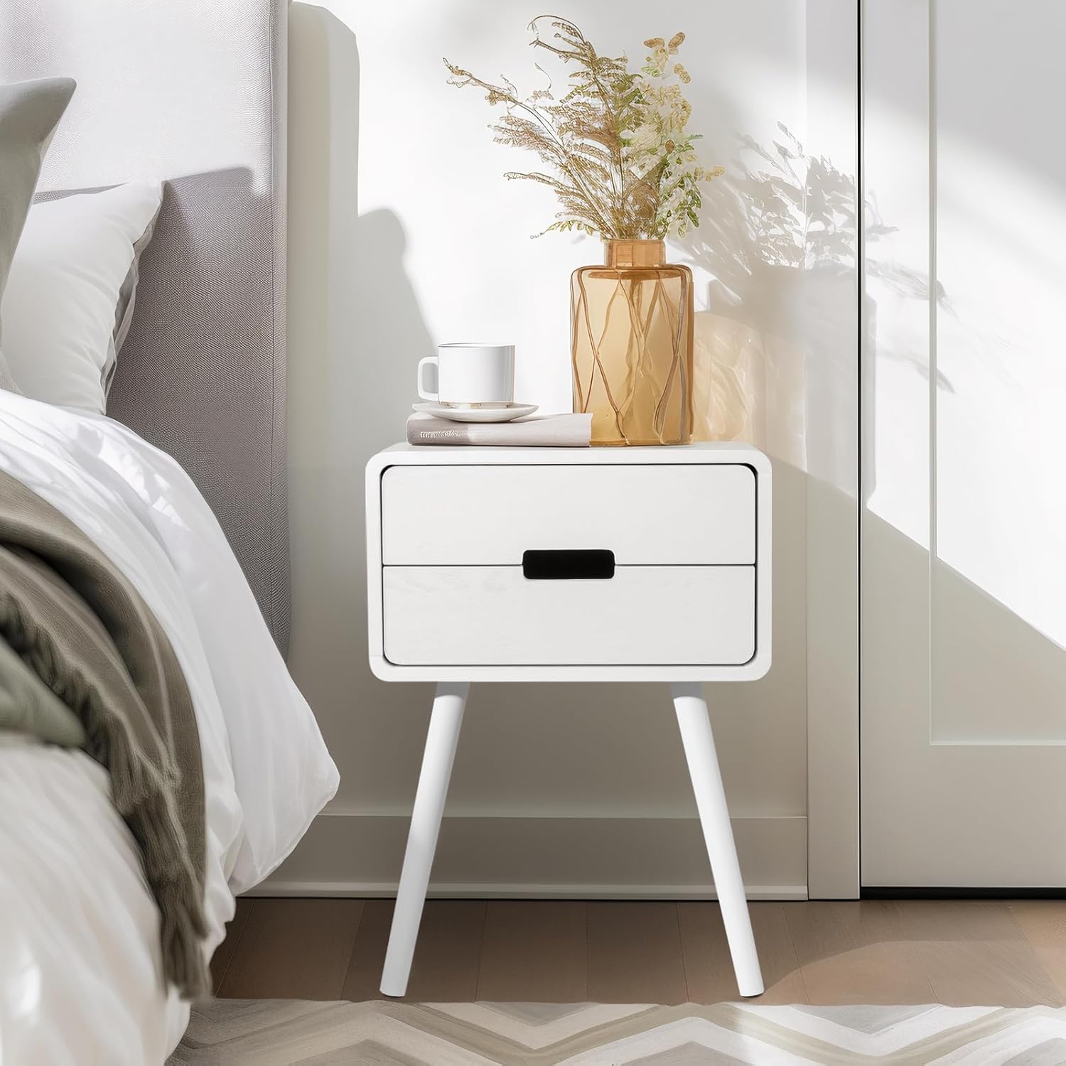 White End Side Table Nightstand with Storage Drawer -Fashion Modern Storage Cabinet Bedroom Bedside -Solid Wood Legs Living Room Bedroom Furniture-Nightstand with Drawer, Bedside Cabinet Coffee Table
