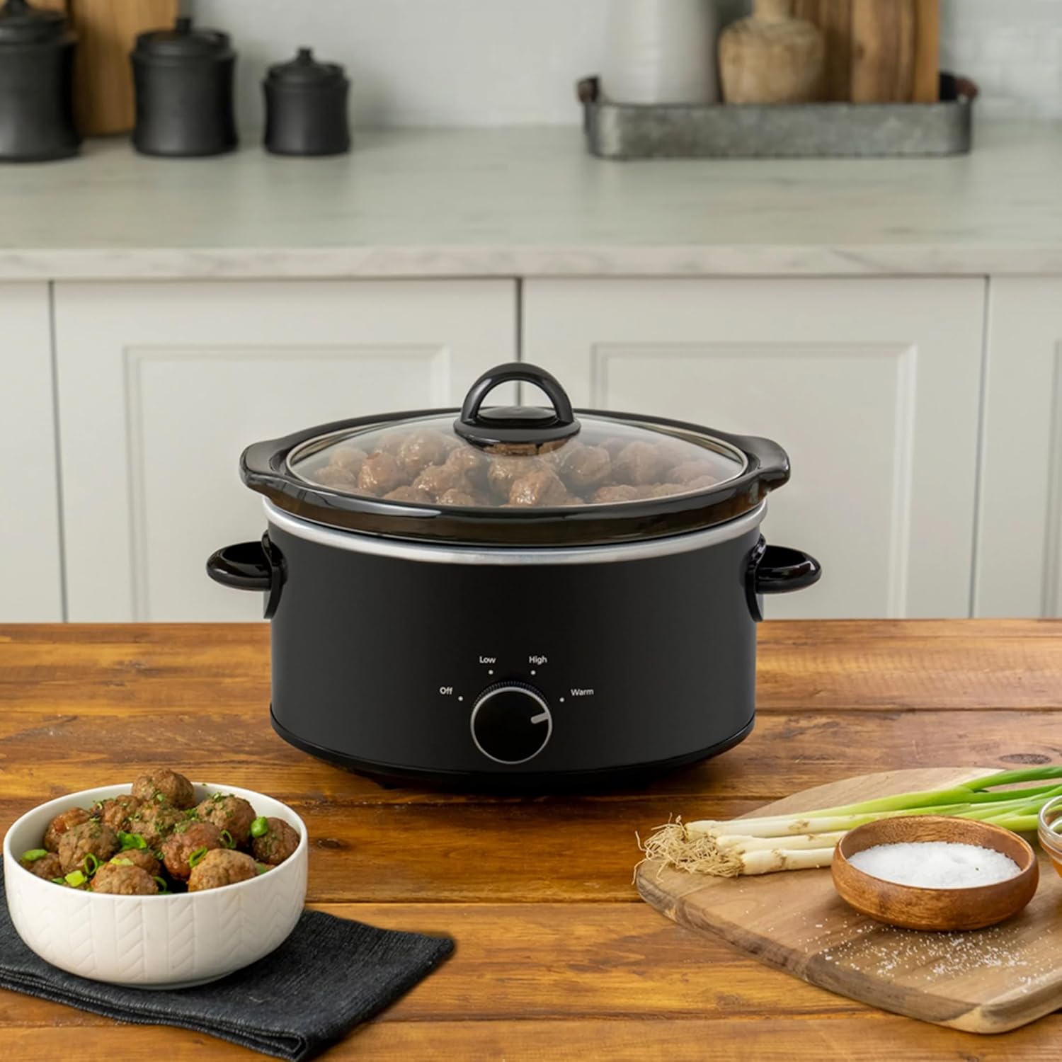 Crock-Pot 4-Quart Classic Slow Cooker, Easy Grip Handles, Black