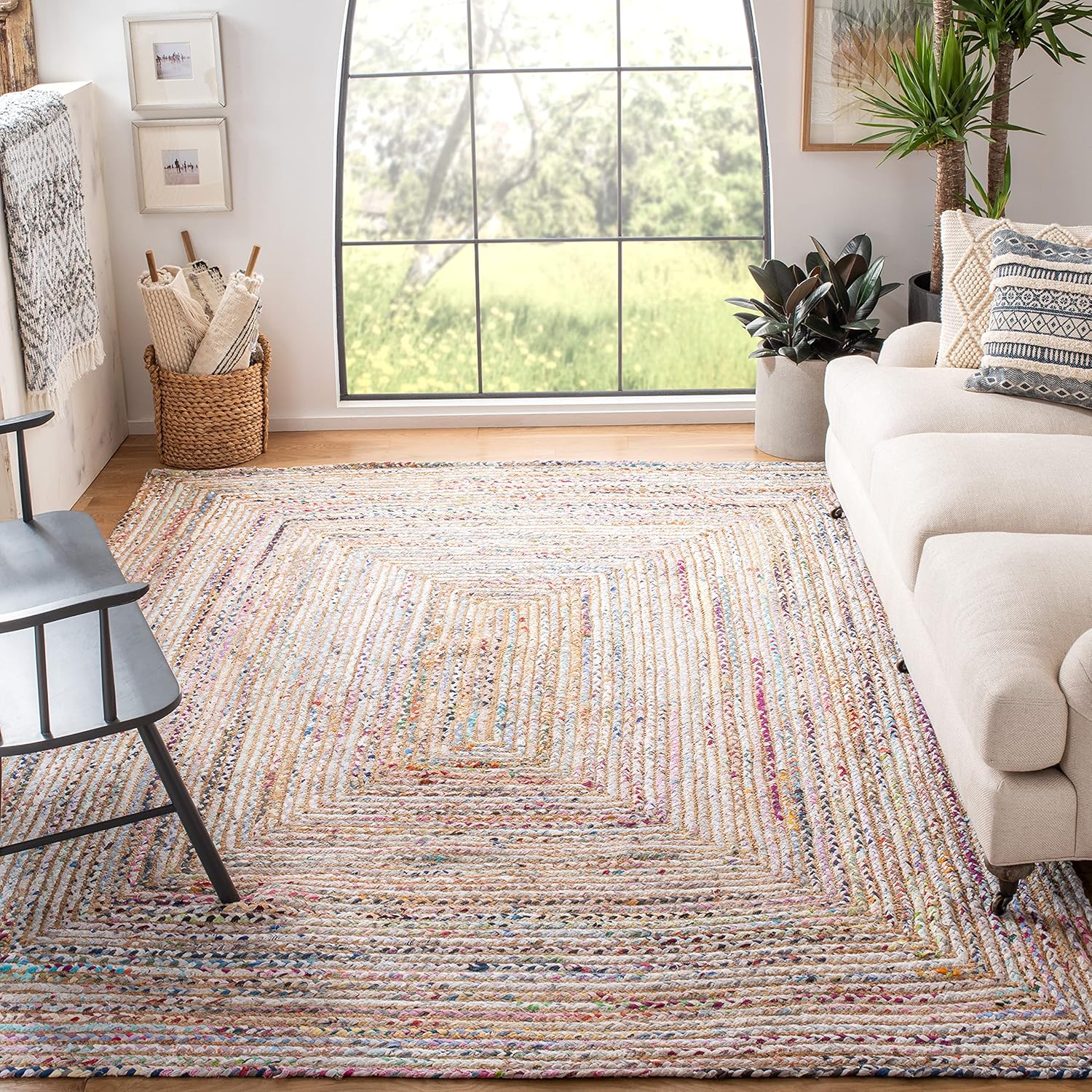 SAFAVIEH Cape Cod Collection Area Rug - 6' x 9', Beige & Multi, Handmade Boho Braided Jute & Cotton, Ideal for High Traffic Areas in Living Room, Bedroom (CAP202B)