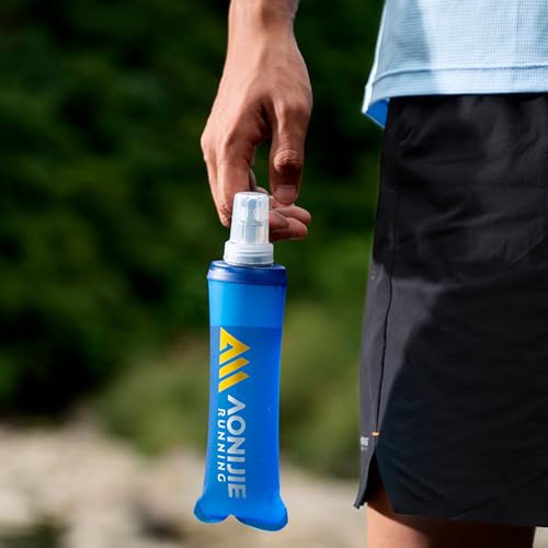 AONIJIE 2 pcs TPU foldable soft water bottles 250mL/500mL Sport Bottle for hydration bags, running vests, suitable for running, hiking, cycling, mountain climbing (bottle+straw,250ML)