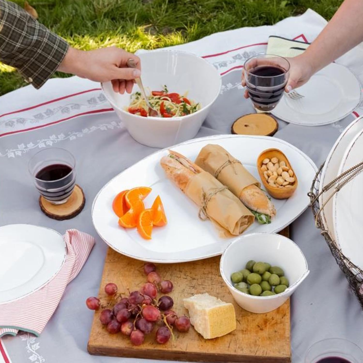 Vietri Melamine Lastra White 4-Piece Serveware Set, Unbreakable Dinnerware, Serving Bowls & Platters