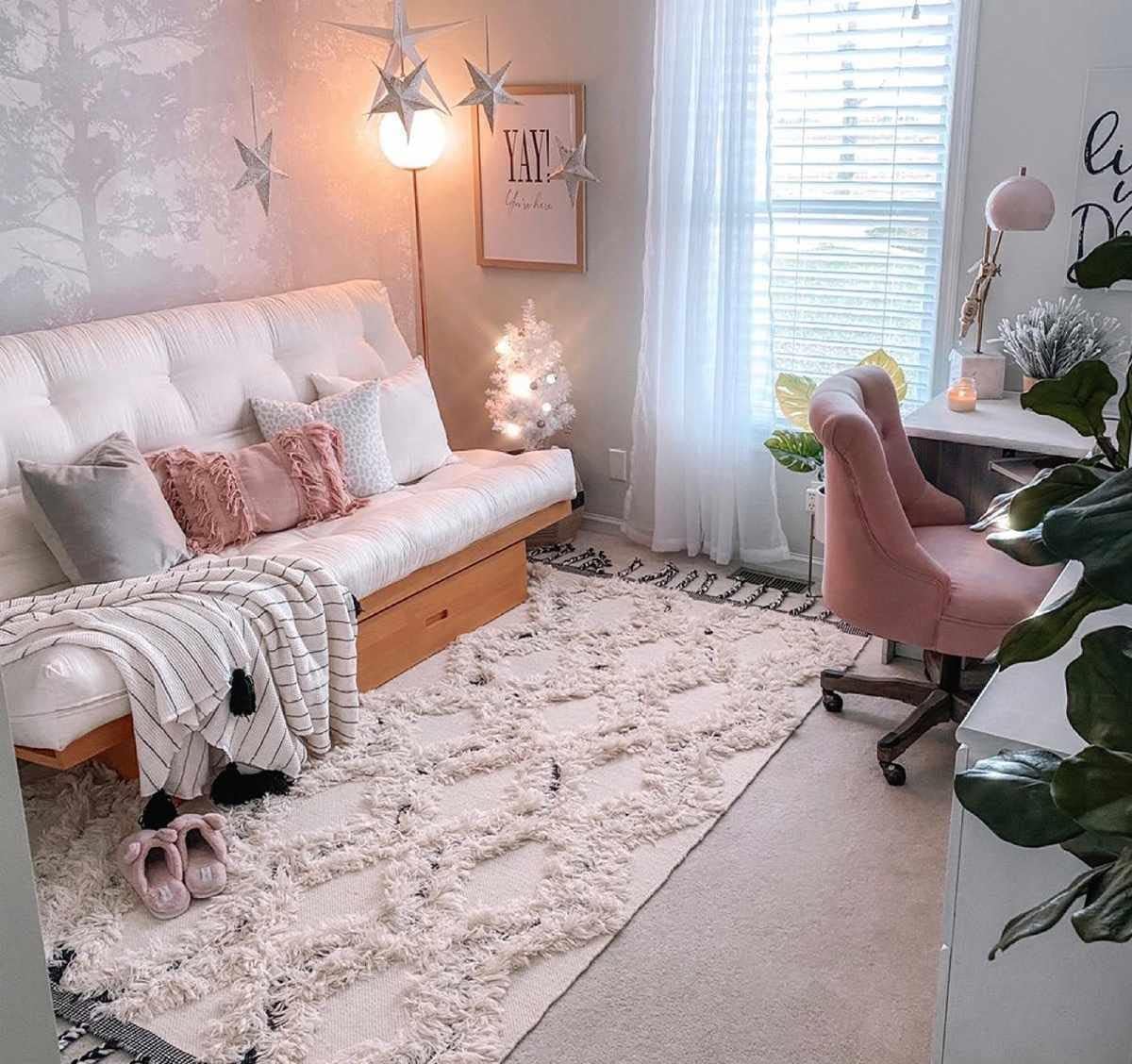 Hauteloom Sangerville Wool Living Room, Bedroom Area Rug - Bohemian/Global - Plush Pile - Beige, Black - 5' x 7'6