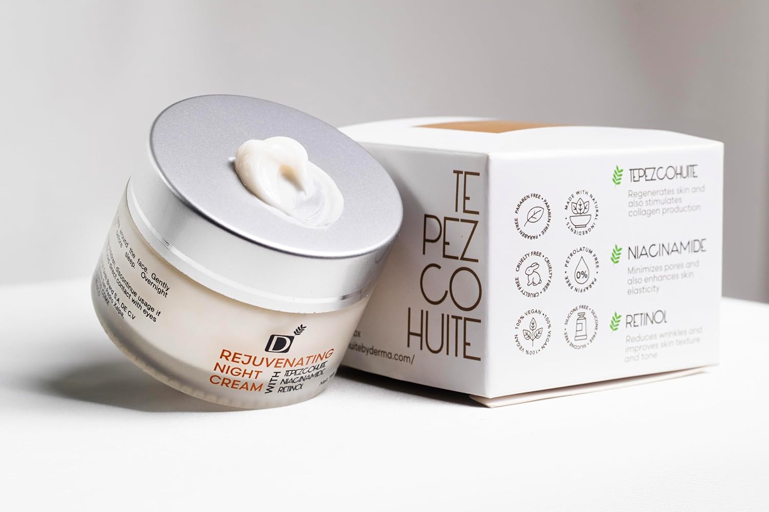 Rejuvenating Facial Night Cream with Retinol, Tepezcohuite, & Niacinamide