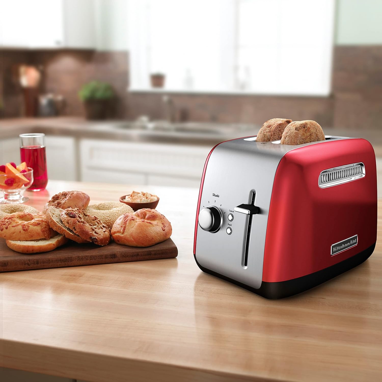 KitchenAid KMT2115ER Toaster with Manual High-Lift Lever, Empire Red, 2 Slice