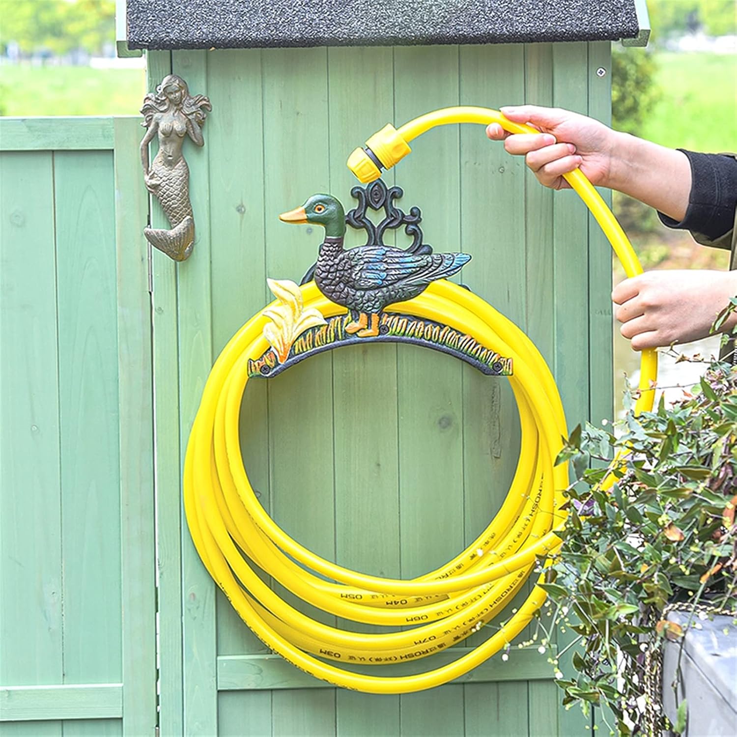 Water Hose Hanger Wall Mounted - Decorative Indoor Outdoor Hose Rack - Heavy Duty Cast Iron Garden Hose Holder
