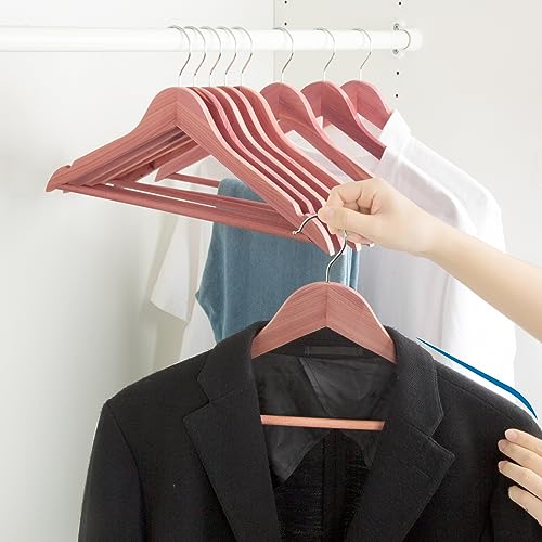 Cedar Hangers for Closet 20 Pack, Wooden Hangers with Smooth Notches, Sturdy Cedar Wood Coat Hangers with 360 Rotating Hook Great for Refresh Closet