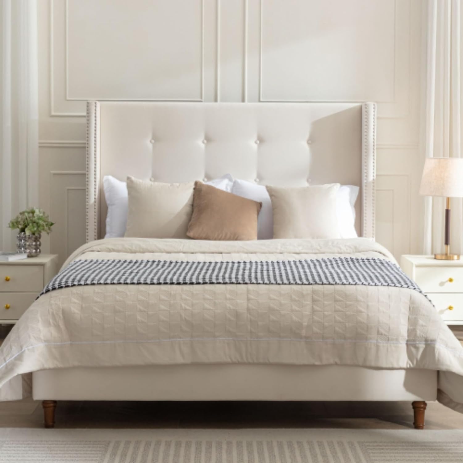 Upholstered Queen Bed / 54