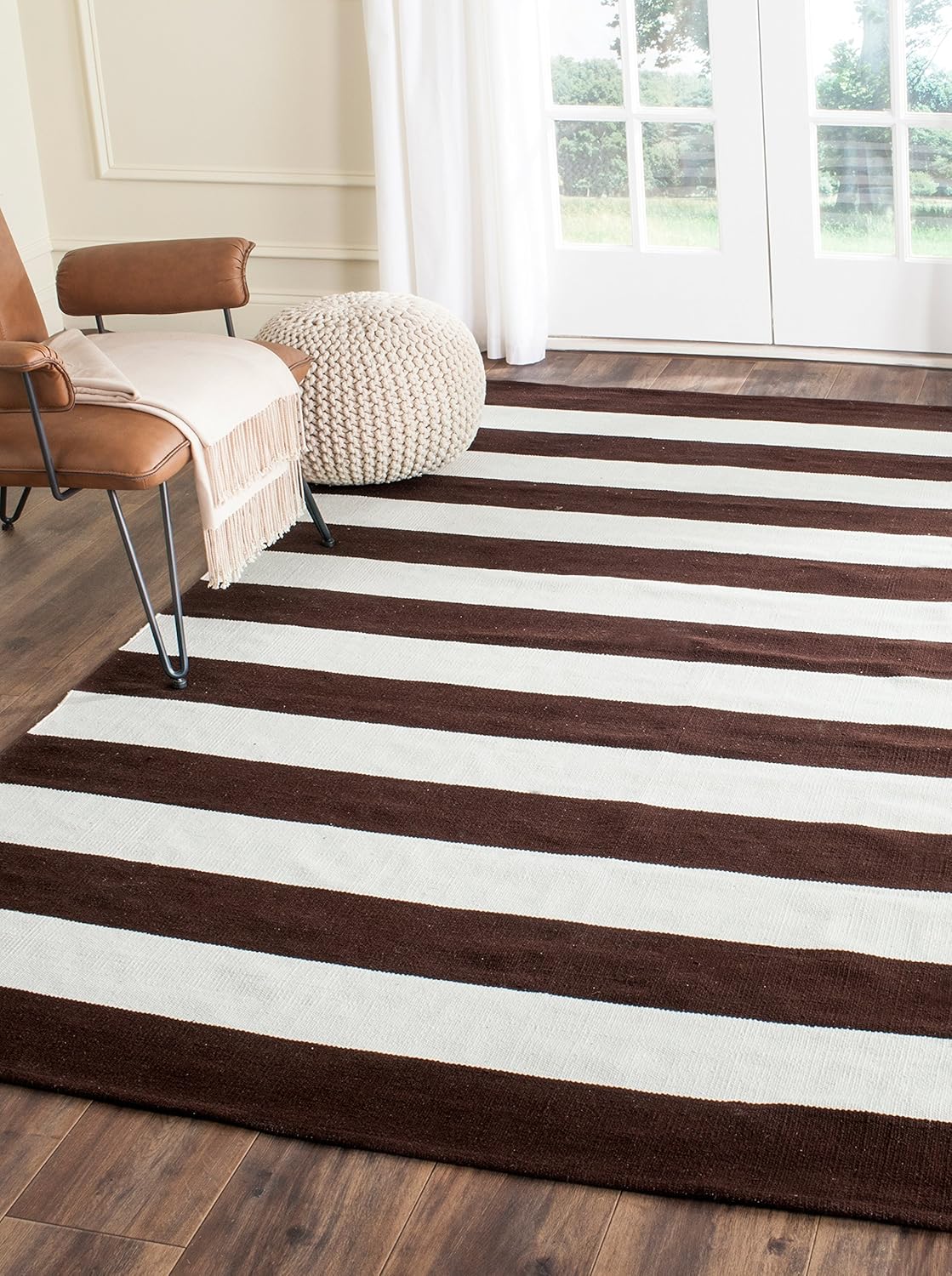 SAFAVIEH Montauk Collection Area Rug - 5' x 8', Chocolate & Ivory, Handmade Flat Weave Boho Farmhouse Cotton Stripe, Ideal for High Traffic Areas in Living Room, Bedroom (MTK712P)