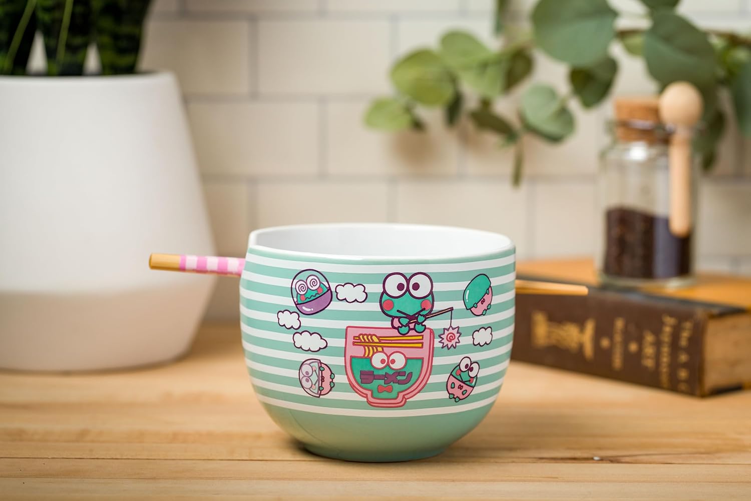 Silver Buffalo Sanrio Hello Kitty and Friends Ceramic Ramen Bowl with Chopsticks Featuring Keroppi, 20 Ounces