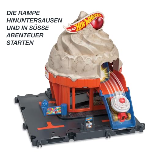 HOT WHEELS City Downtown Spielset Eiskrem-Strudel - Rennbahn-Action mit manuellem Aufzug, Eiskrem-Wirbel und herunterklappbarer Rampe, inklusive 1 Hot Wheels Auto, für Kinder ab 4 Jahren, HKX38