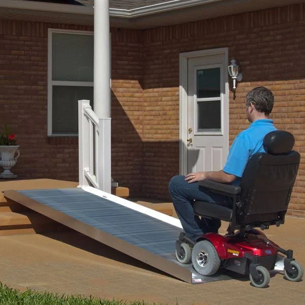 Prairie View Industries Solid Ramp, Silver