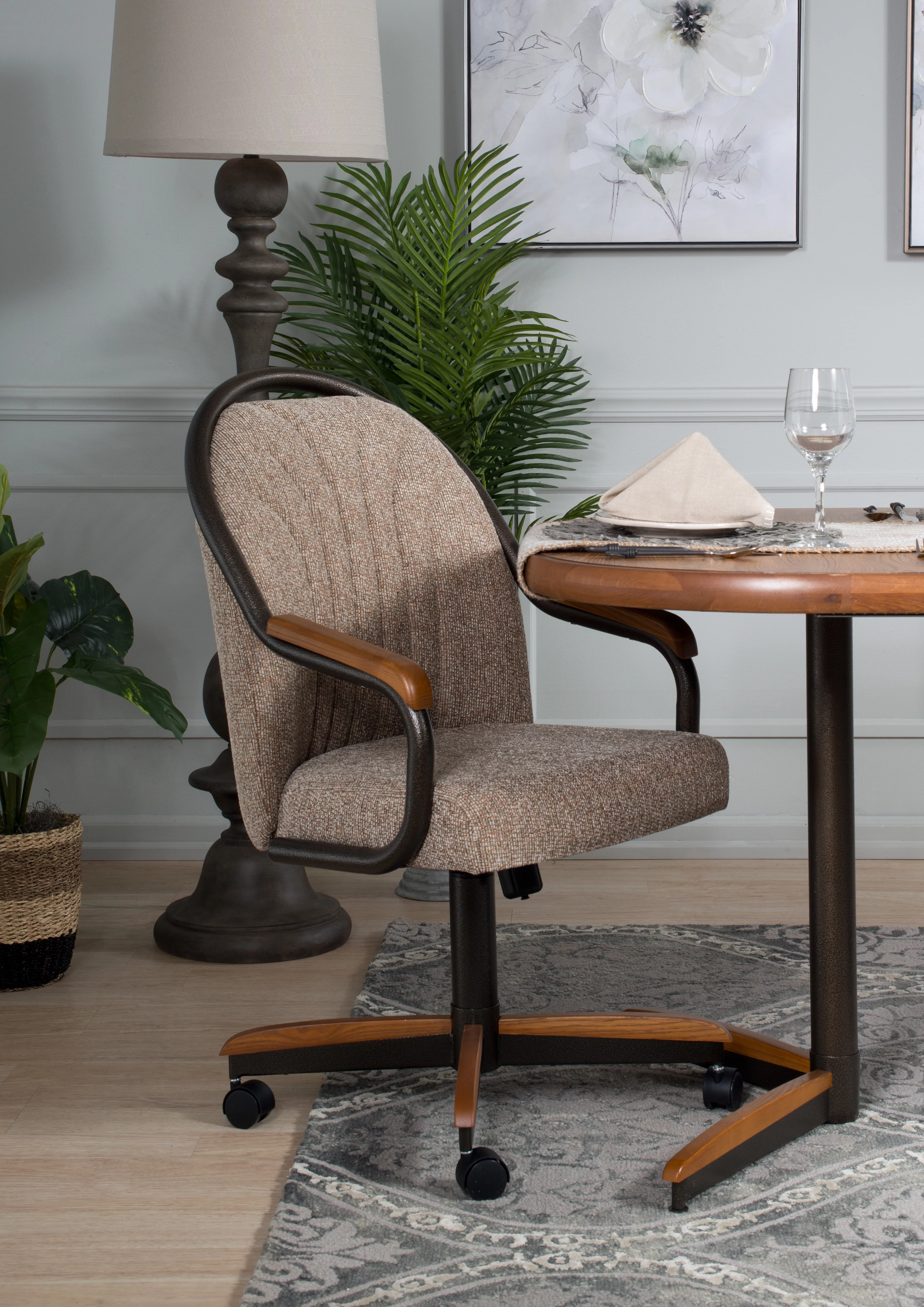 Caster Chair Tilt Rolling and Swivel Casual Dining Chair