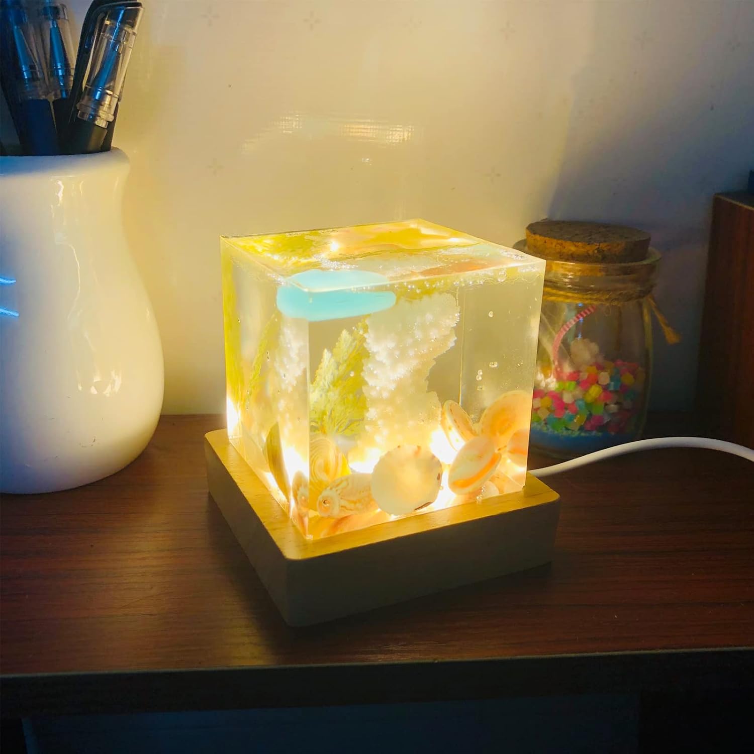 Light Resin Square Molds,Large Cube LED Silicone Molds for Resin with USB Powered Wooden Lighted Base for DIY Crystal Resin Art Table Lamp Home Decoration