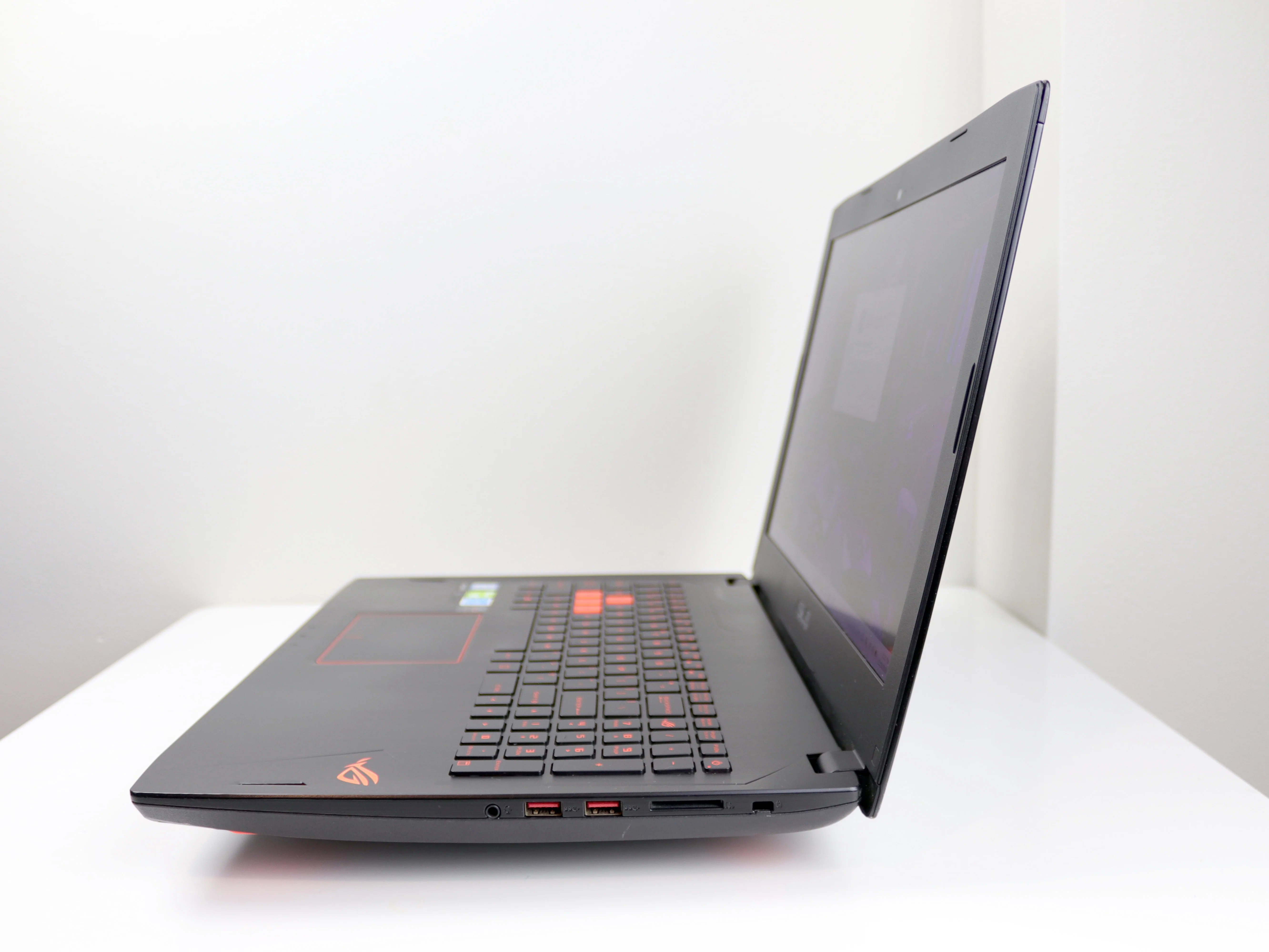 Pre-Owned ASUS ROG GL502VS 15.6" Laptop Intel i7-6700HQ 16GB 1TB SSD NVIDIA GTX 1070 8GB Windows 11