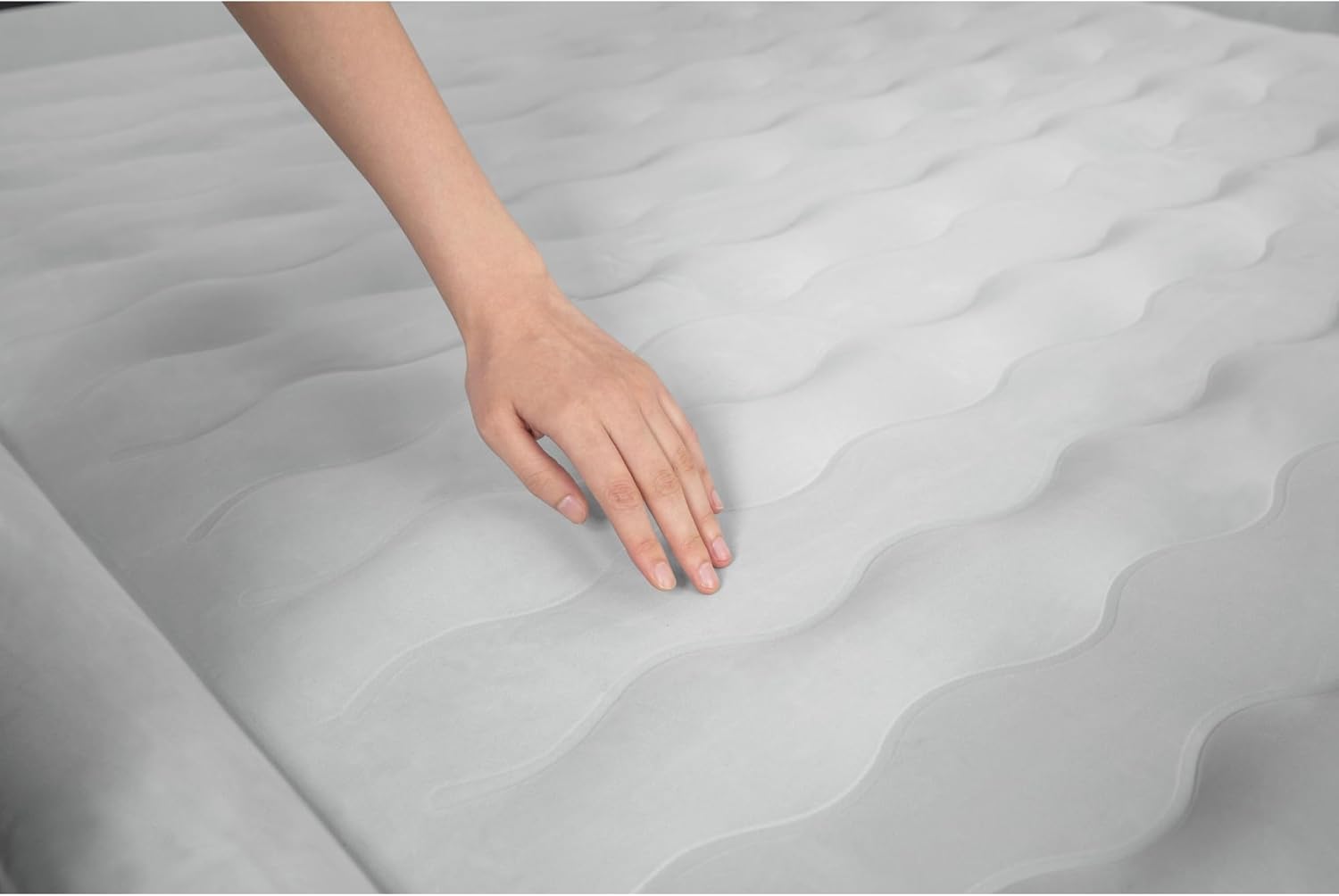 Sealy Tritech Airbed Queen Built-in AC Pump 80