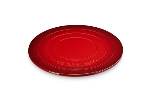 Le Creuset Stoneware Round Pizza Stone, 15 in., Cerise