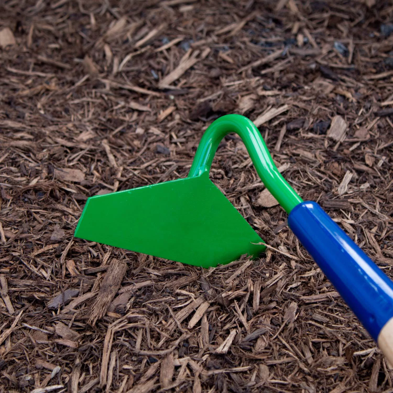 Lehman's Amish-Made Garden Hoe - 6 Inch Sharp Blade Weeding and Garden Soil Preparation Tool