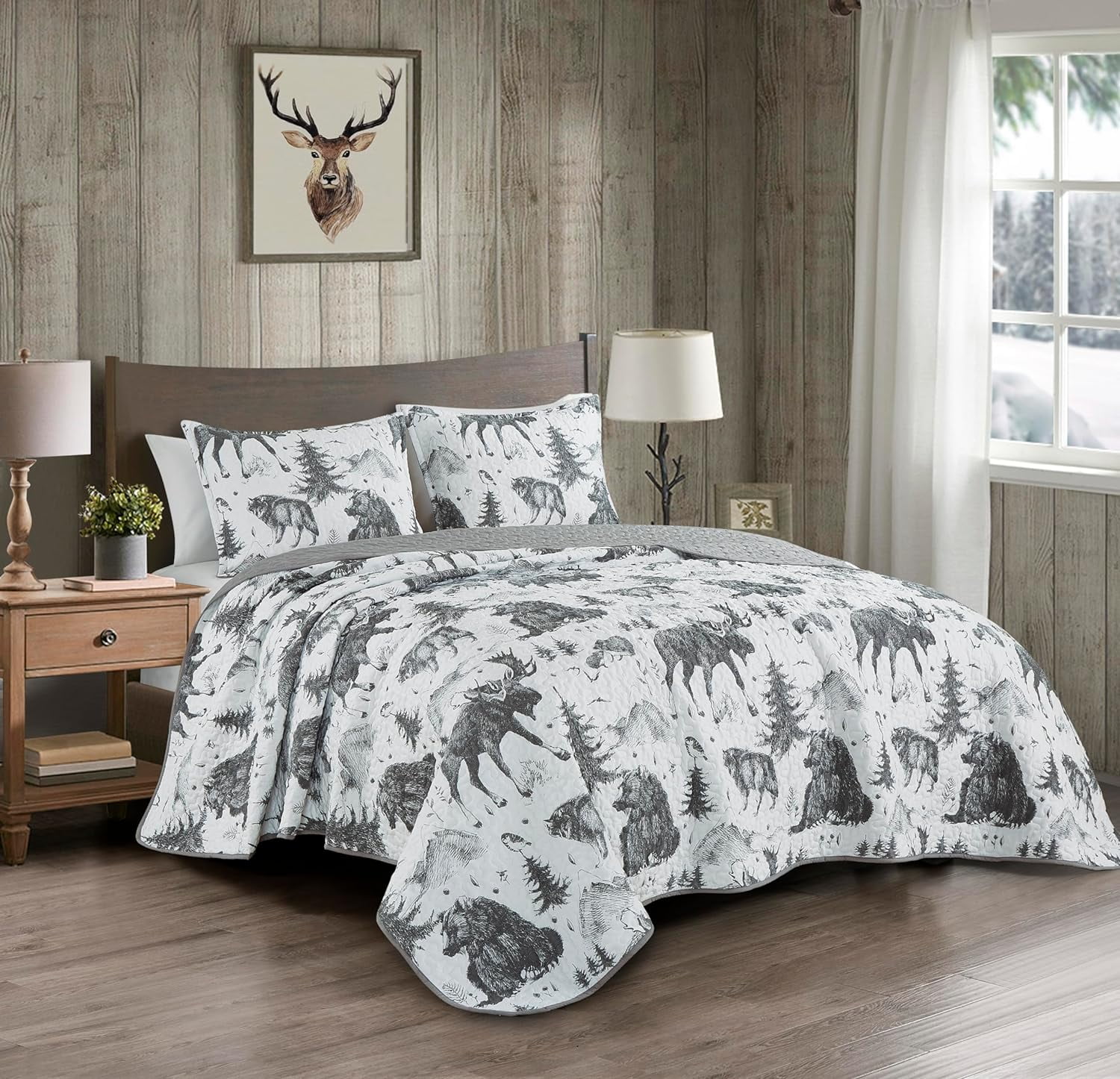 Chezmoi Collection Denver 3-Piece Southwestern Lodge Quilt Set King, White Black Gray Grizzly Bear Wolves Moose Pine Tree Mountain Printed Microfiber Lightweight Bedspread Set for All season