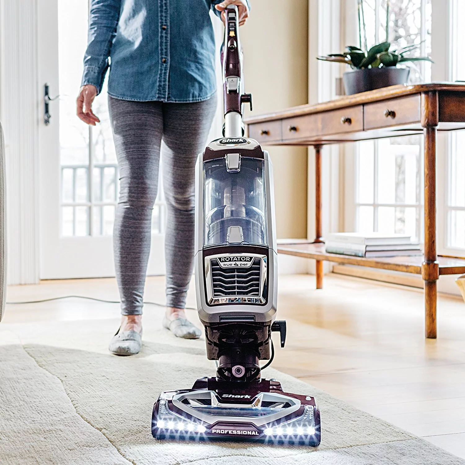 Restored Shark Rotator Powered Lift-Away TruePet Upright Vacuum, NV752 (Refurbished)
