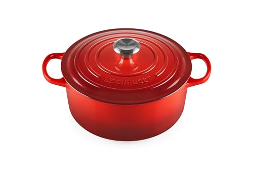 Le Creuset Enameled Cast Iron Signature Round Dutch Oven
