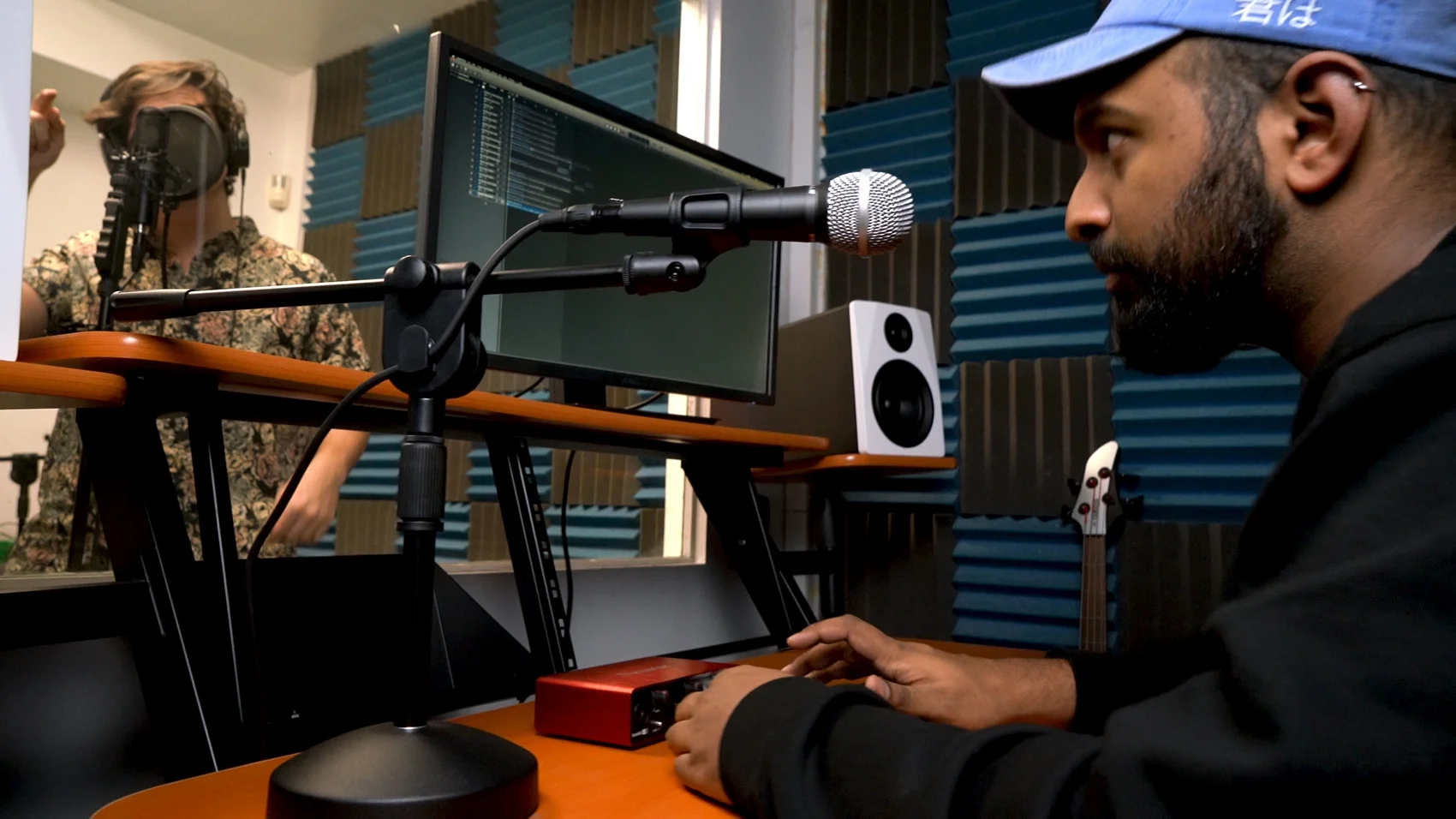 4-Person Podcast Podcasting w/Soundcraft Mixer+Presonus Headphones/Amp+Stands