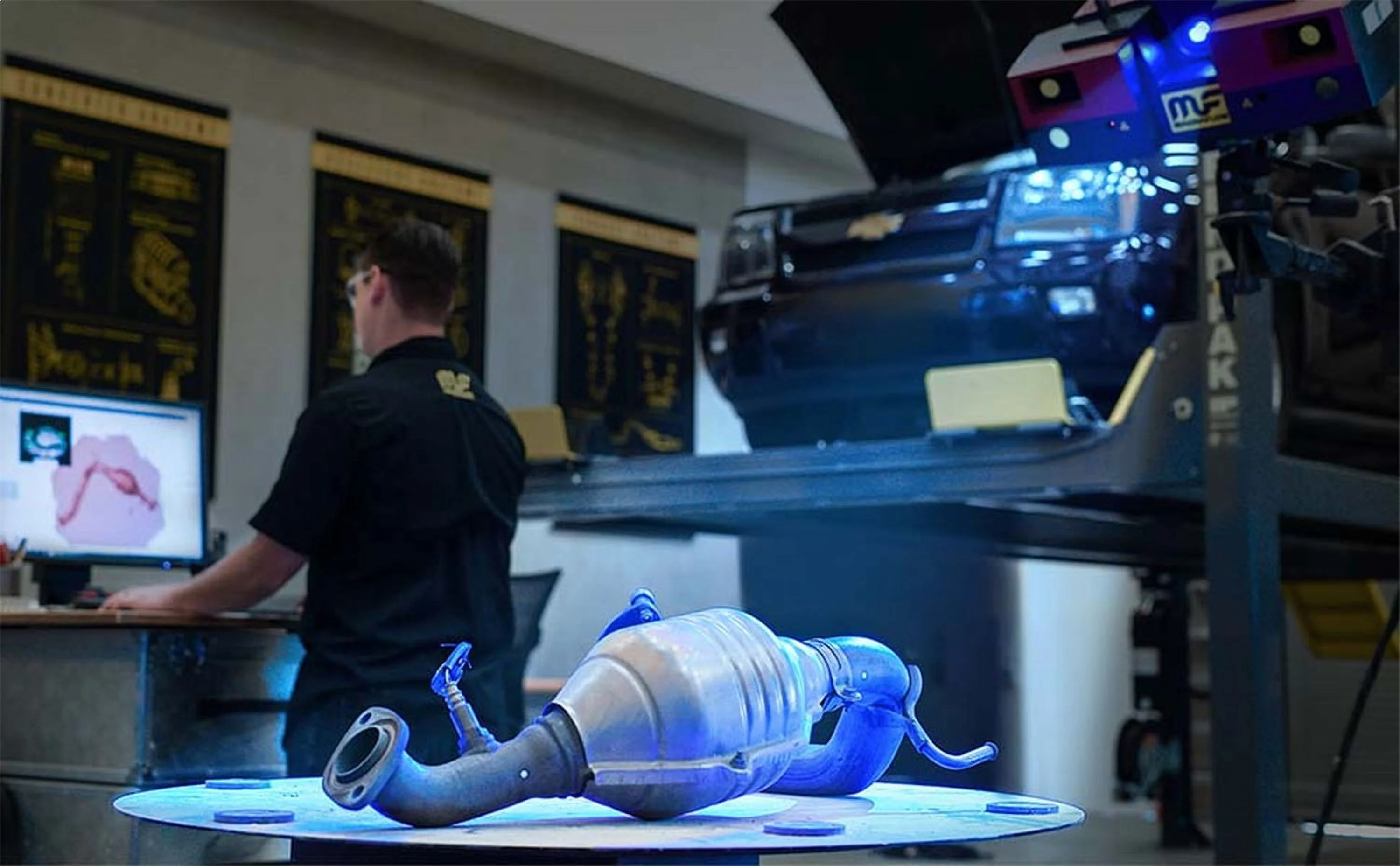 MagnaFlow 24425 - Catalytic Converter Fits select: 2001-2005 VOLVO V70, 2001-2005 VOLVO S60