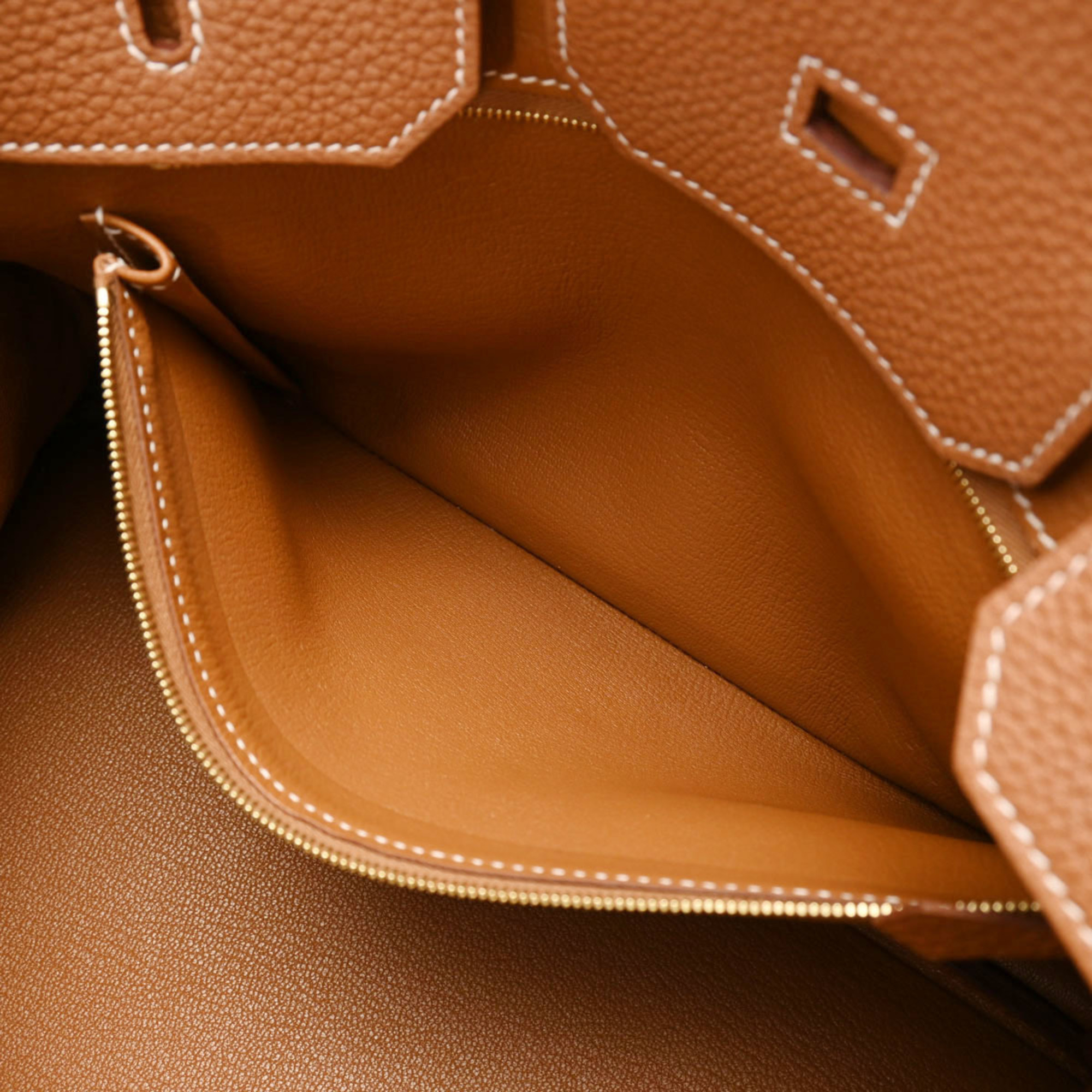 Pre-Owned HERMES Birkin 35 Gold - D stamp (circa 2019) Unisex Togo Handbag (Good)