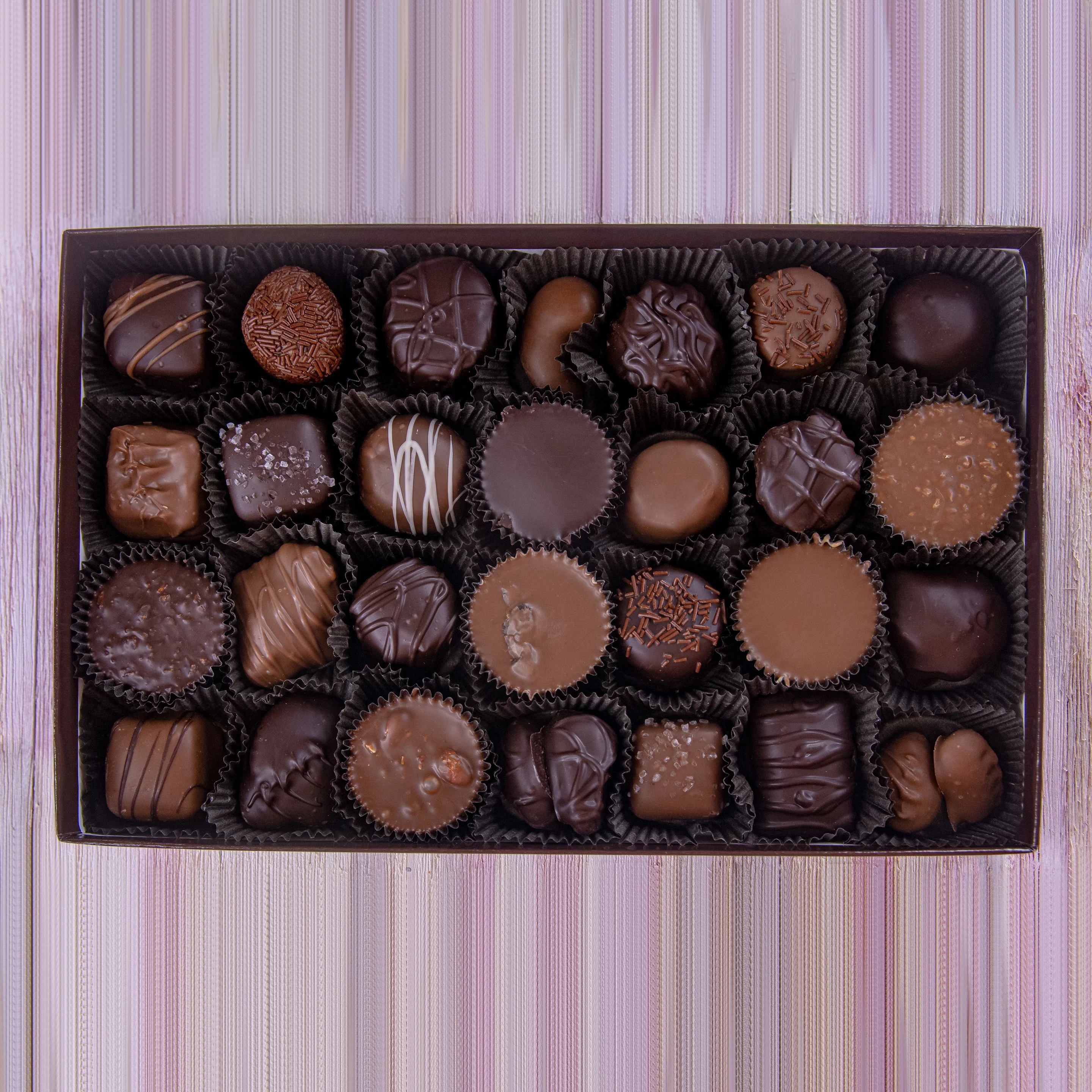 1 lb. Milk & Dark Chocolate Deluxe Assortment
