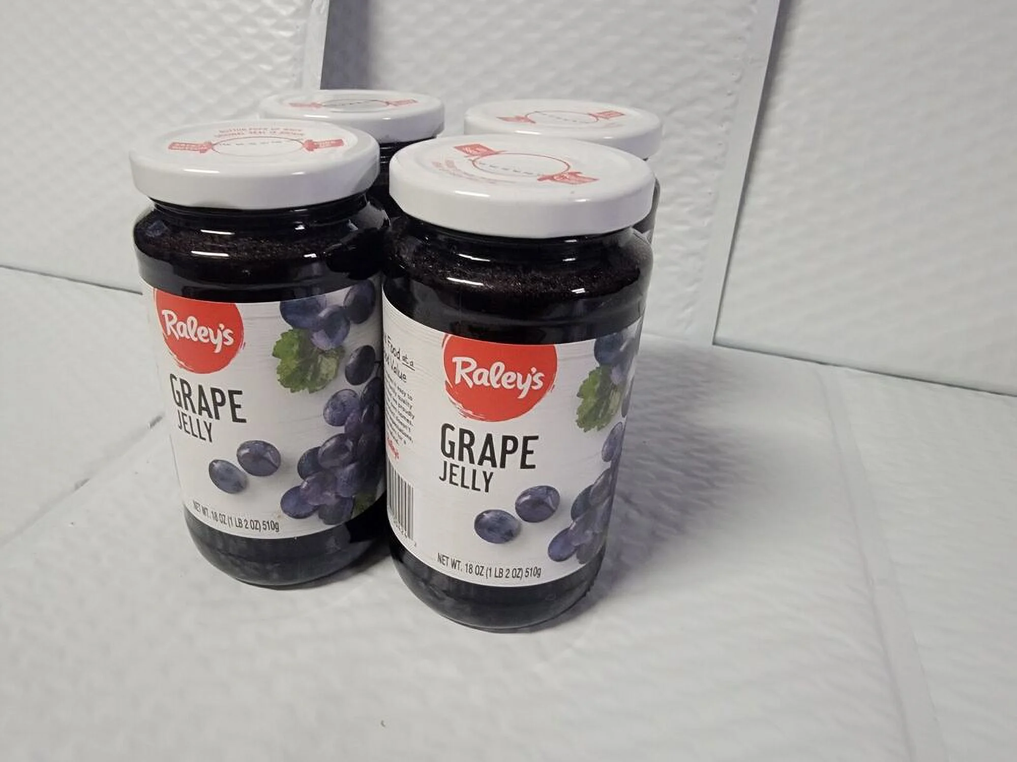 Concord Grape Jelly 18 Oz (Pack of 4) Packed in Glass Jars