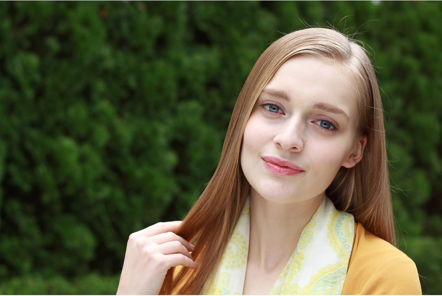 Canon EOS Rebel T6 Digital SLR Camera Kit with EF-S 18-55mm f/3.5-5.6 is II Lens (Limited Edition Red) (Renewed)