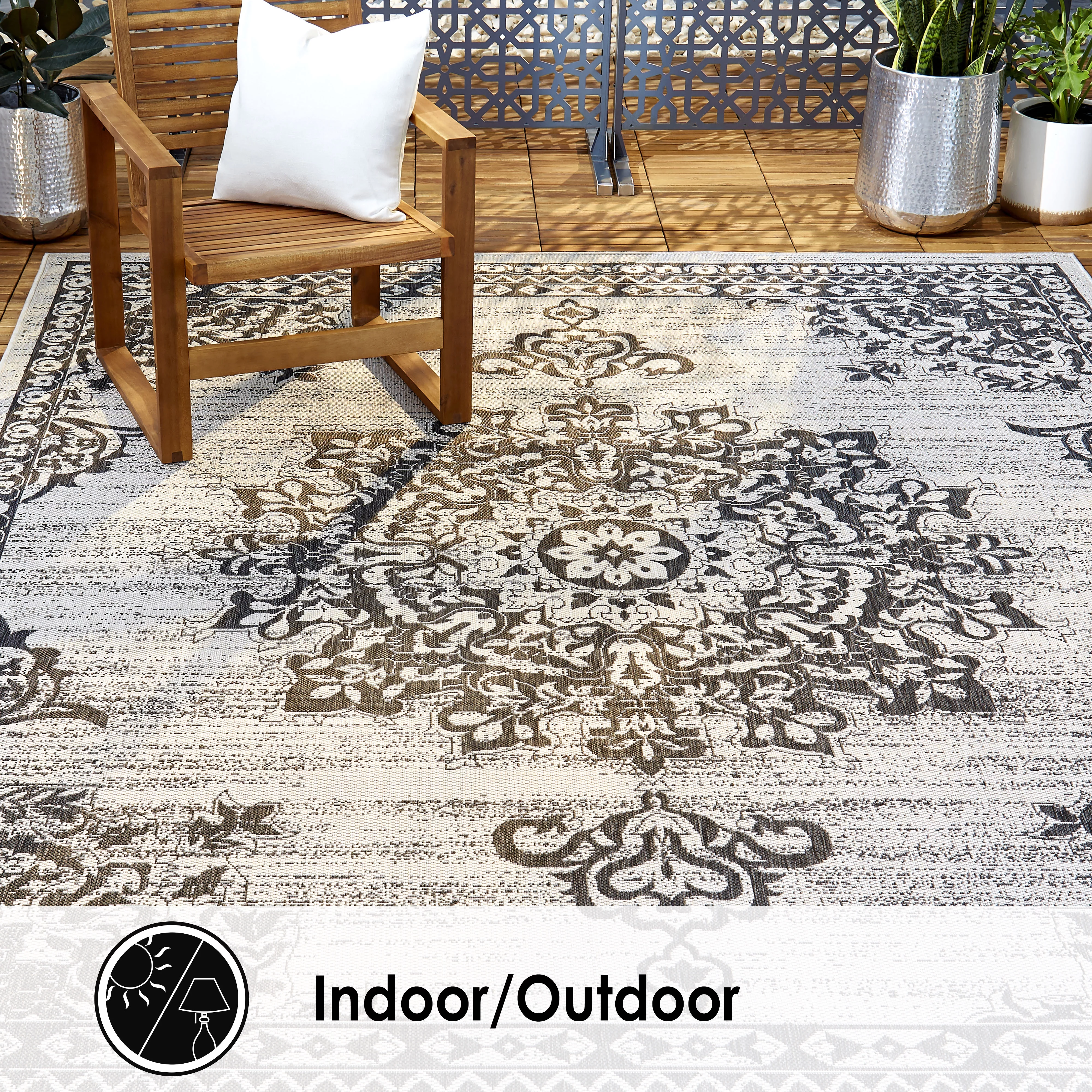 Nicole Miller New York Patio Country Azalea Transitional Medallion Indoor/Outdoor Area Rug, Grey/Black, 7'9