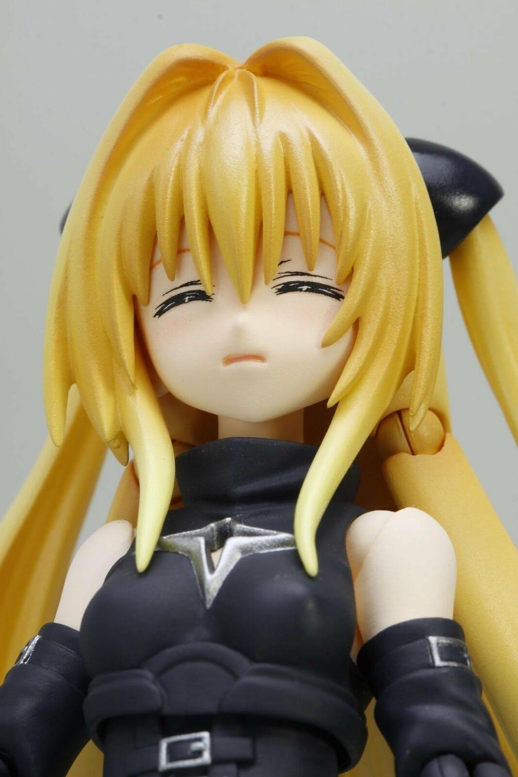 to Love-Ru Darkness - Konjiki No Yami [S.H.Figuarts]