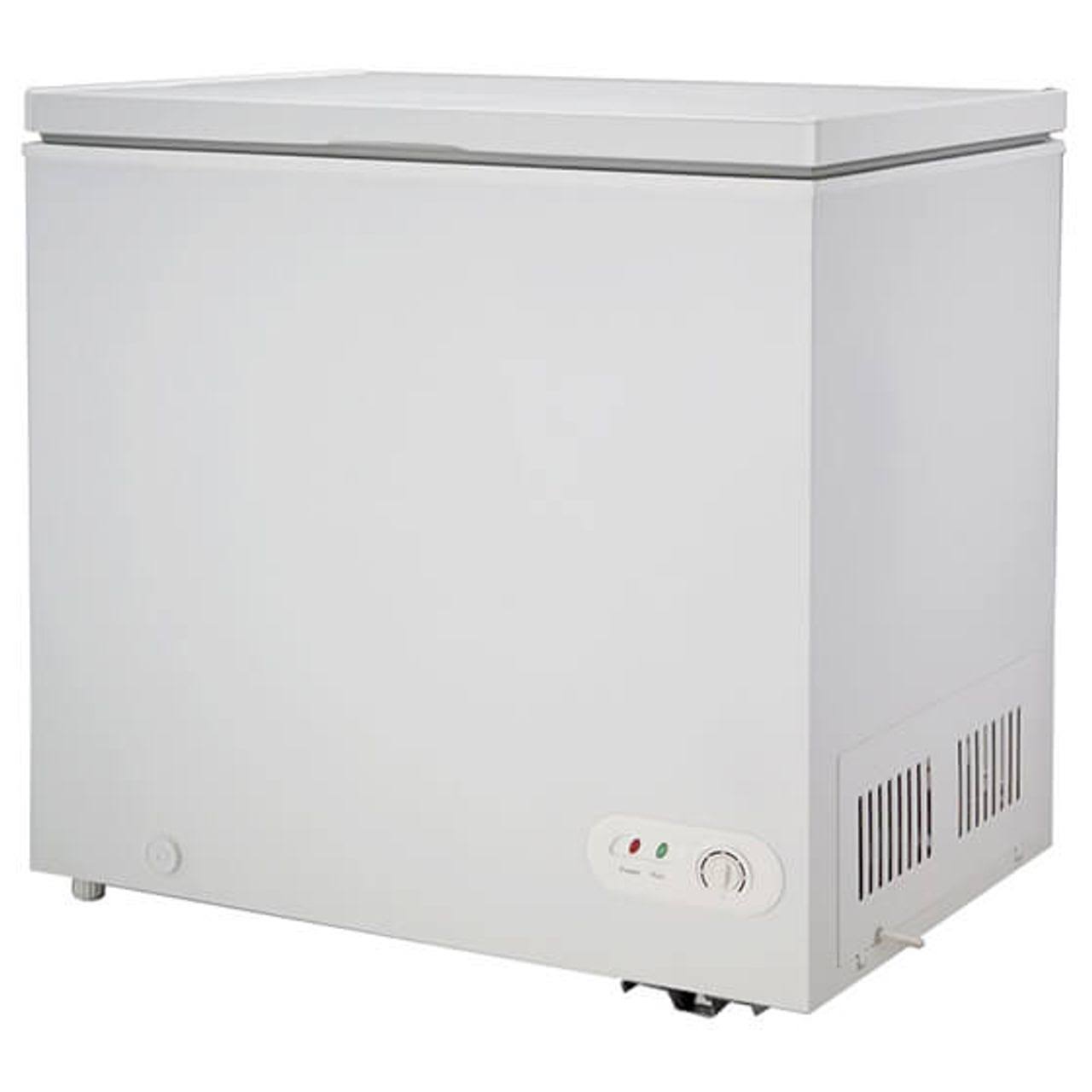 Ascoli ACCF0700W . Chest Freezer - 7.0 Cu. ft