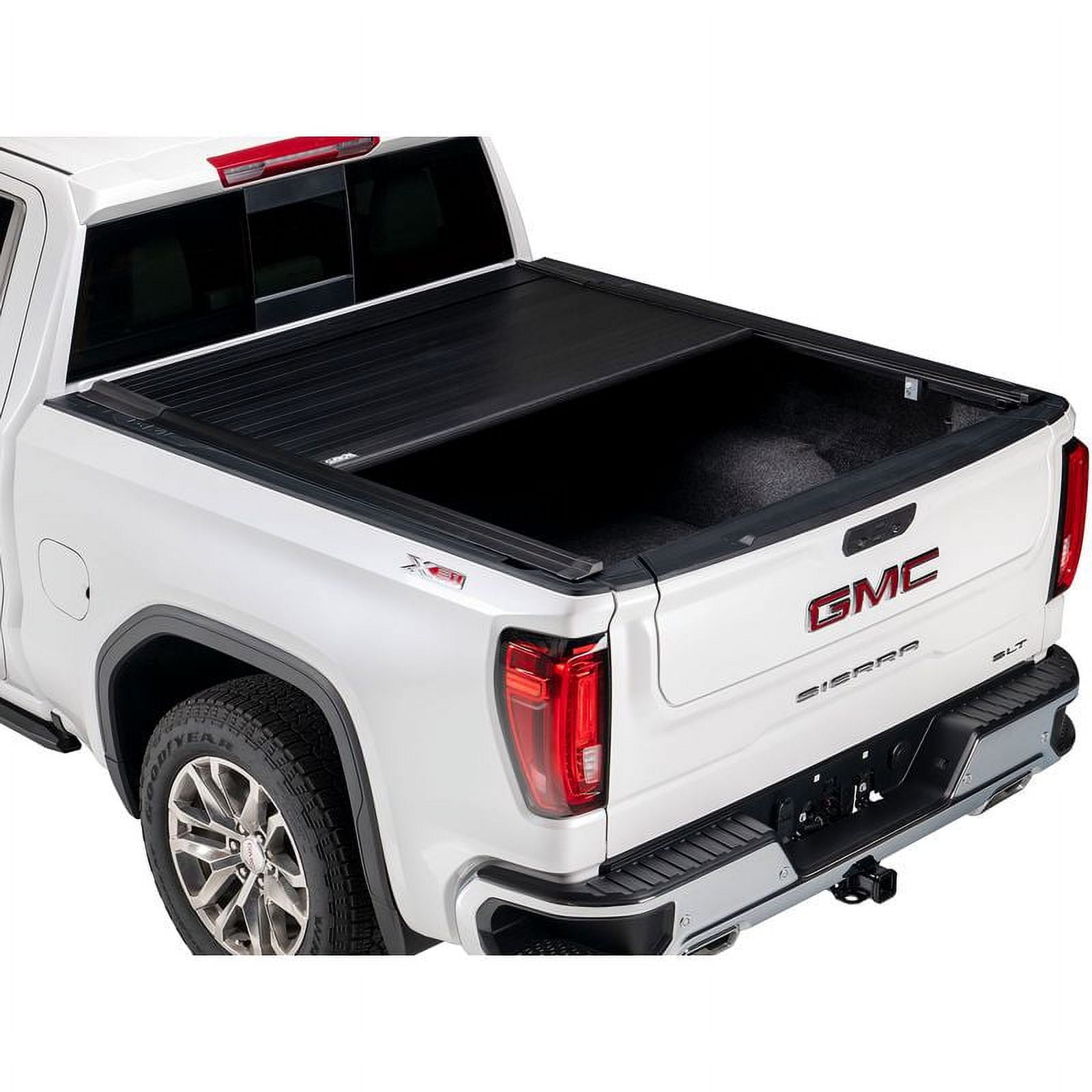 Gator by RealTruck Recoil Retractable Truck Bed Tonneau Cover | G30484 | Compatible with 2020 - 2023 Chevy/GMC Silverado/Sierra 2500/3500 HD Series 6' 10