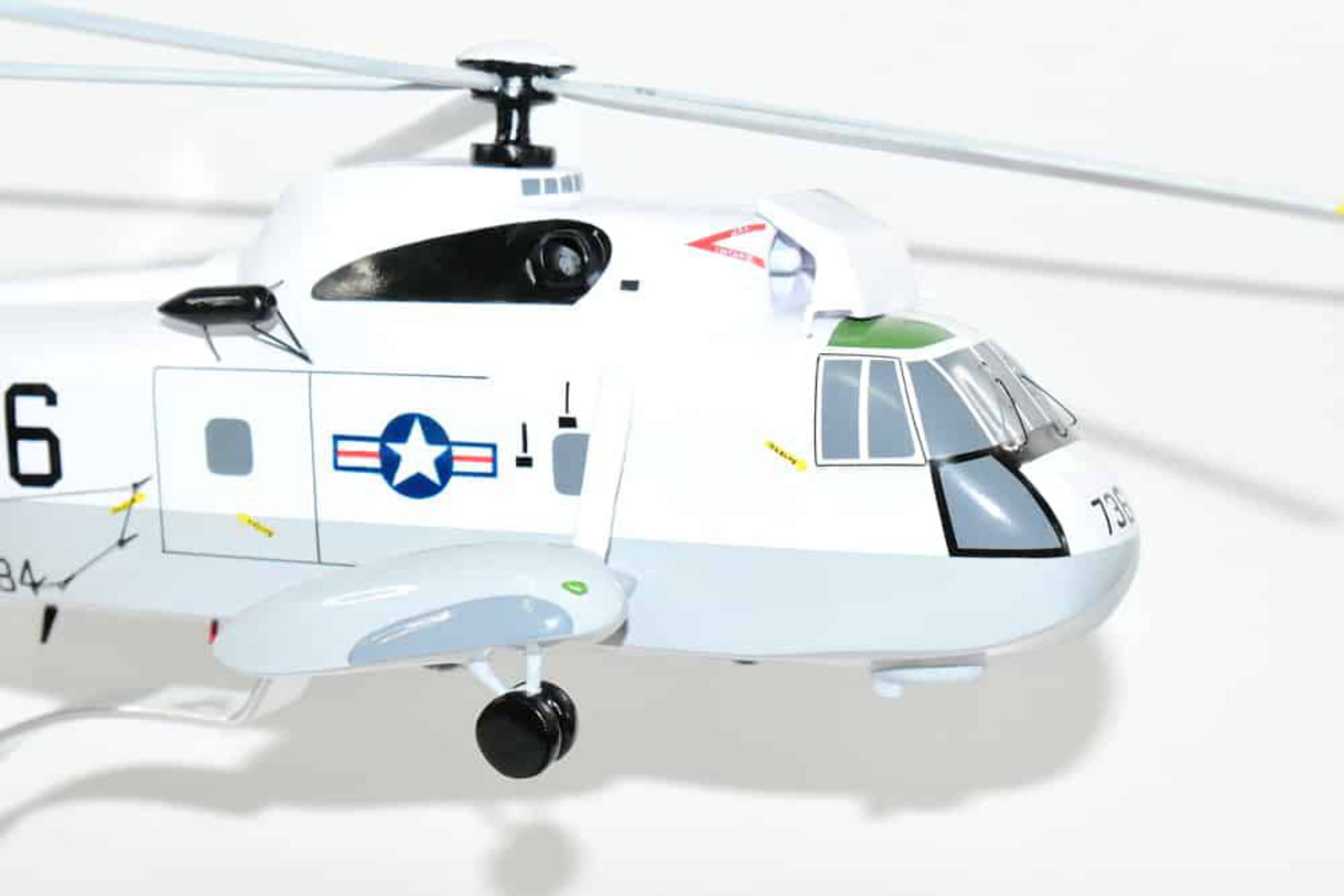 Sikorsky® SH-3 SEA KING™, HS-5 Nightdippers, 16 Mahogany Scale Model