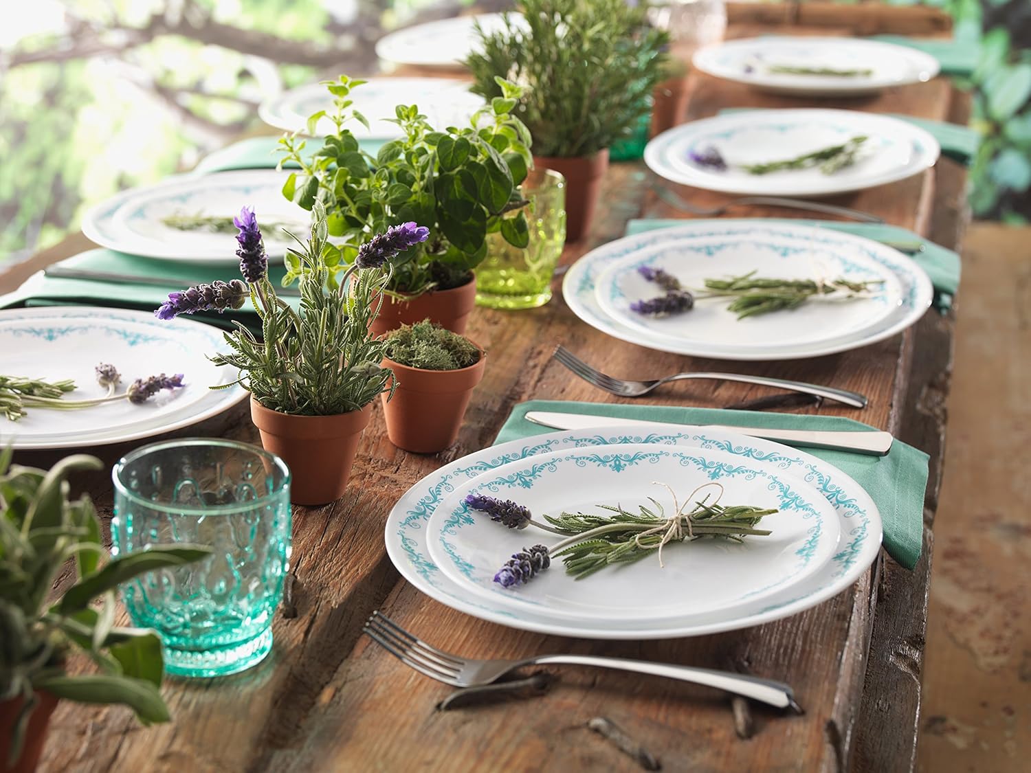 Corelle Livingware 16-Piece Dinnerware Set, Garden Lace, Turquoise/White