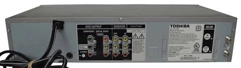 Pre-Owned Toshiba Sd-kv550SU DVD/VCR Combo Player with Remote and Cables (Good)